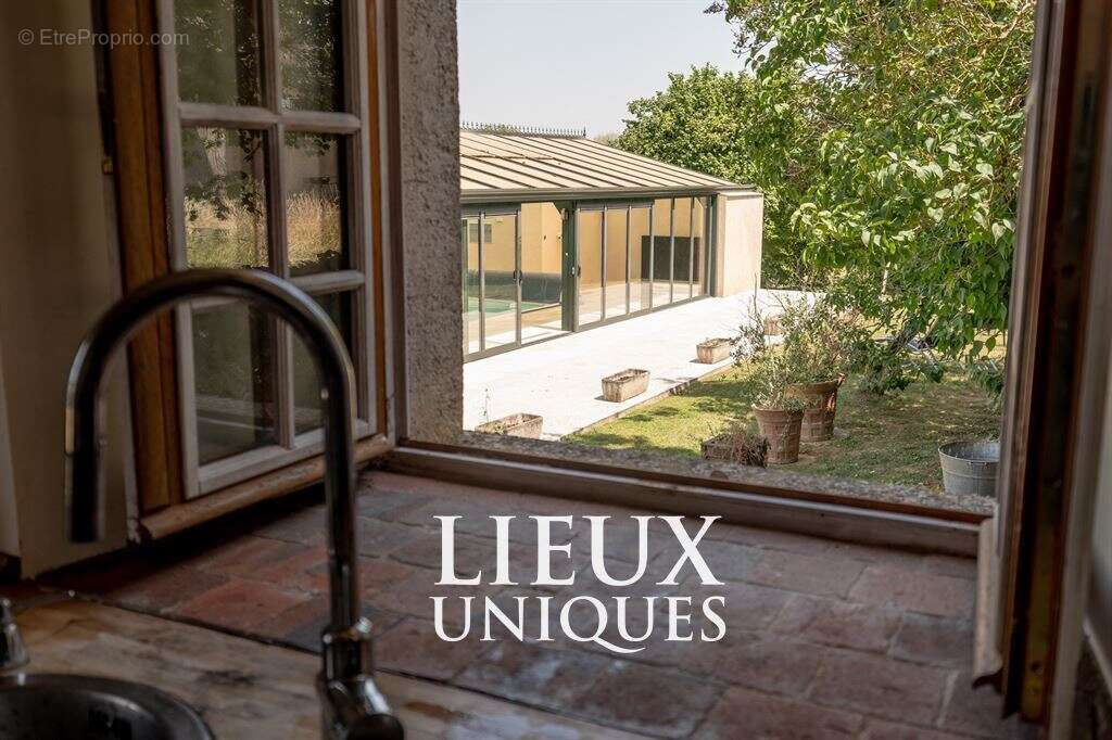 Lieux uniques ® x propriétés privées ®  ancien presbytère de 183 m² terrain de 183 m² - cloyes (41) - photo 6