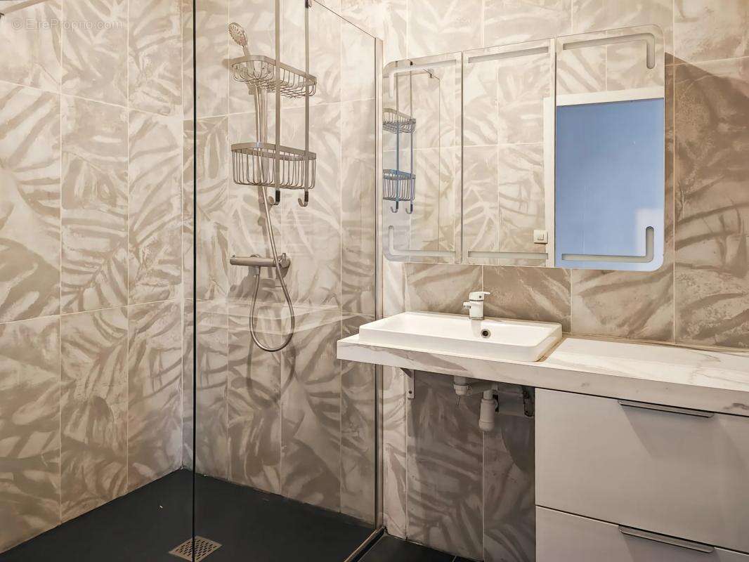 Maison à SAINT-ASTIER