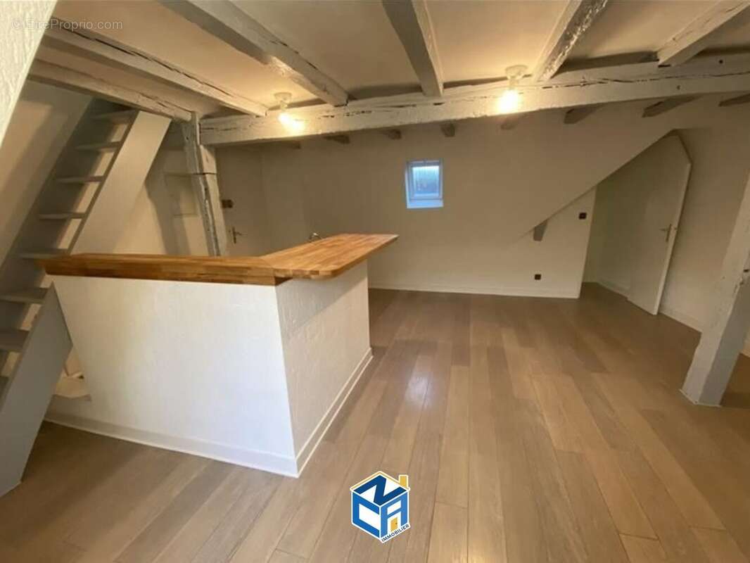 entrée - Appartement à TOURS