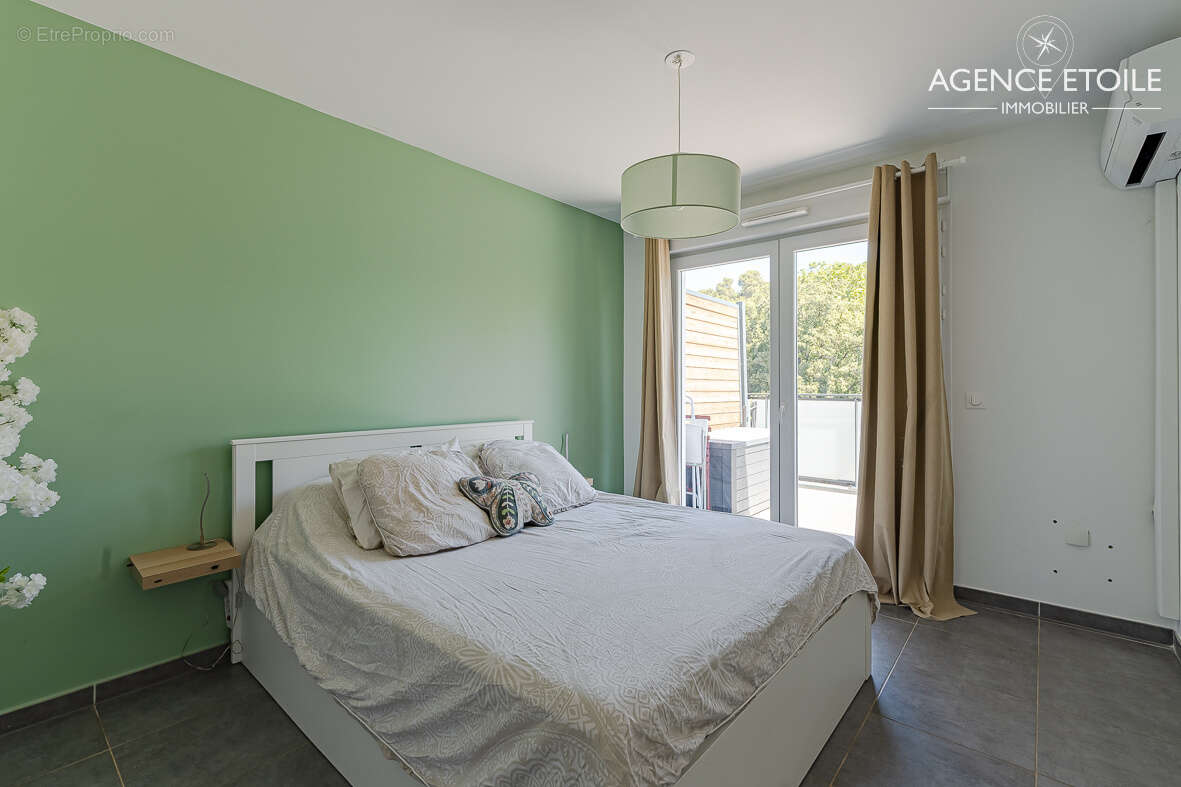 Appartement à MARSEILLE-11E
