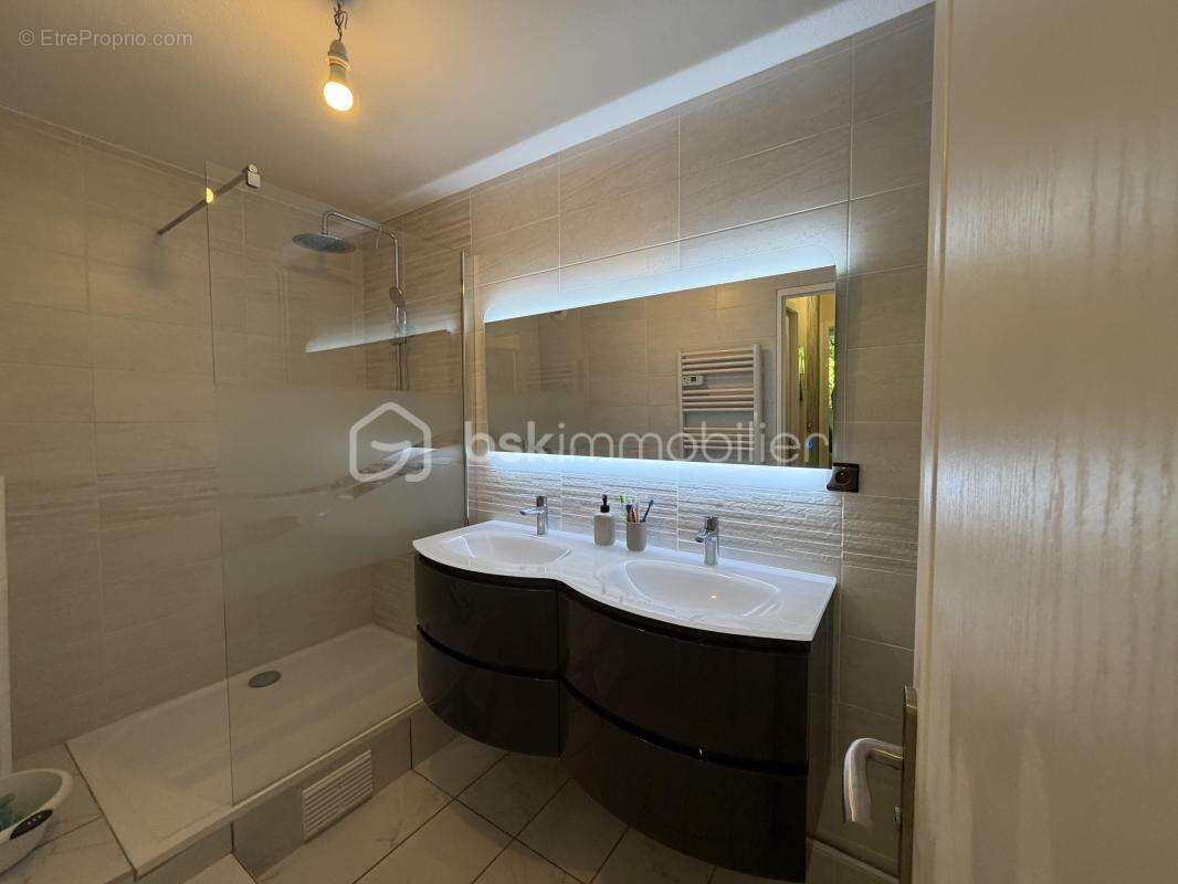 Appartement T4 lumineux avec balcon, au calme et sans travaux - photo 10