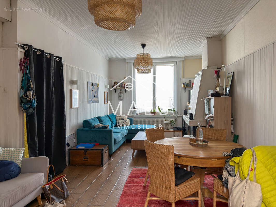 Maison à WAMBRECHIES