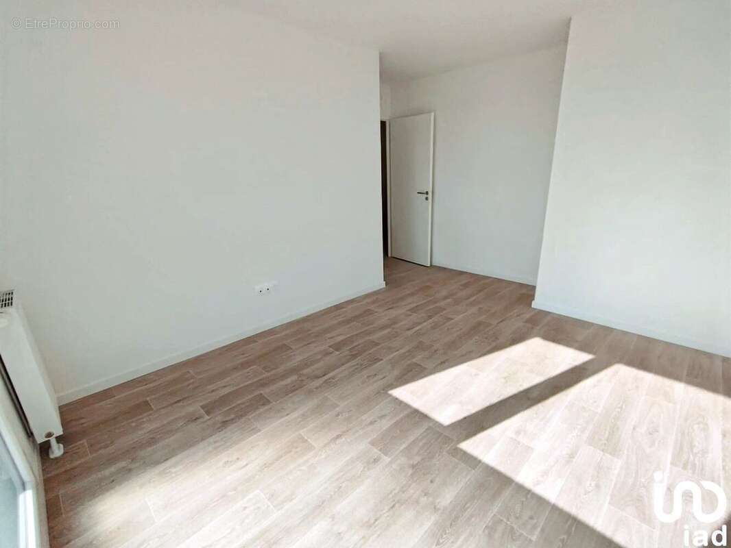 Photo 2 - Appartement à FLEURY-SUR-ORNE