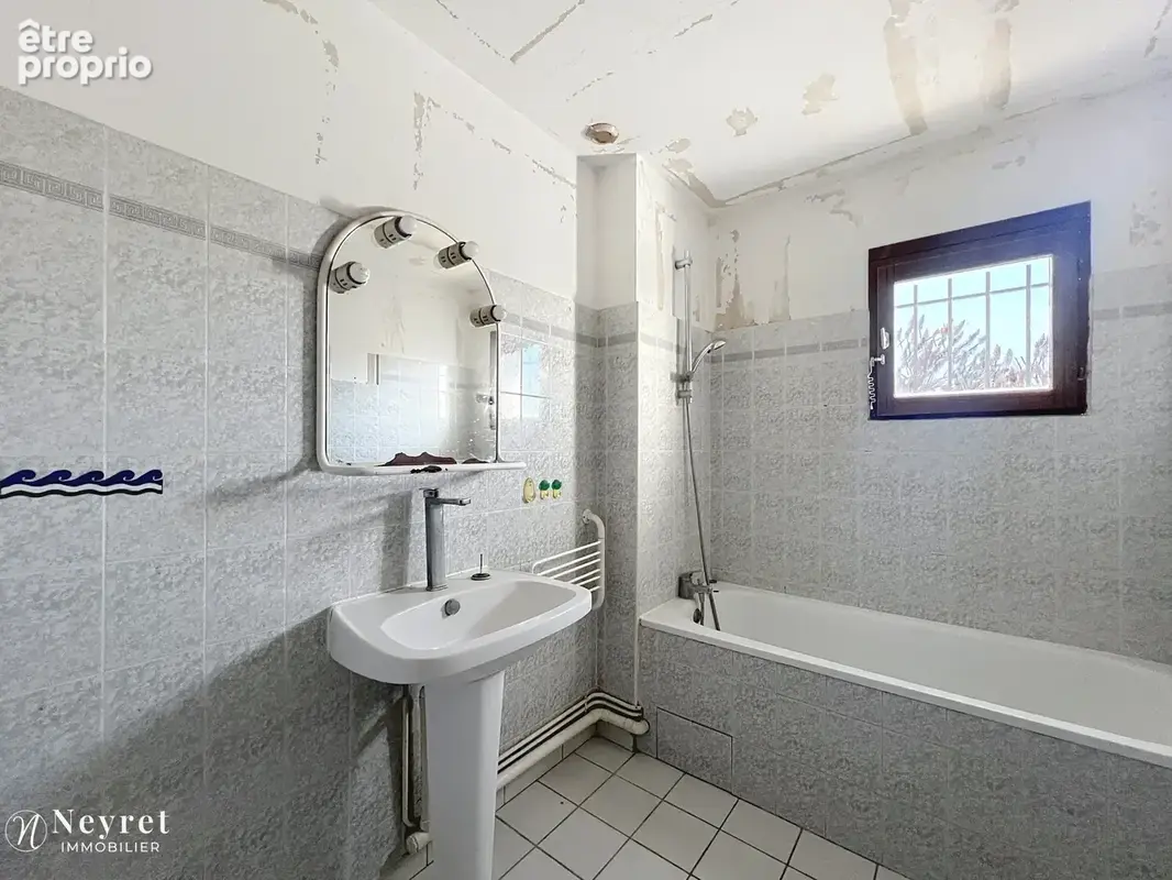 Maison individuelle - 120m2 - St Genis Laval - photo 13