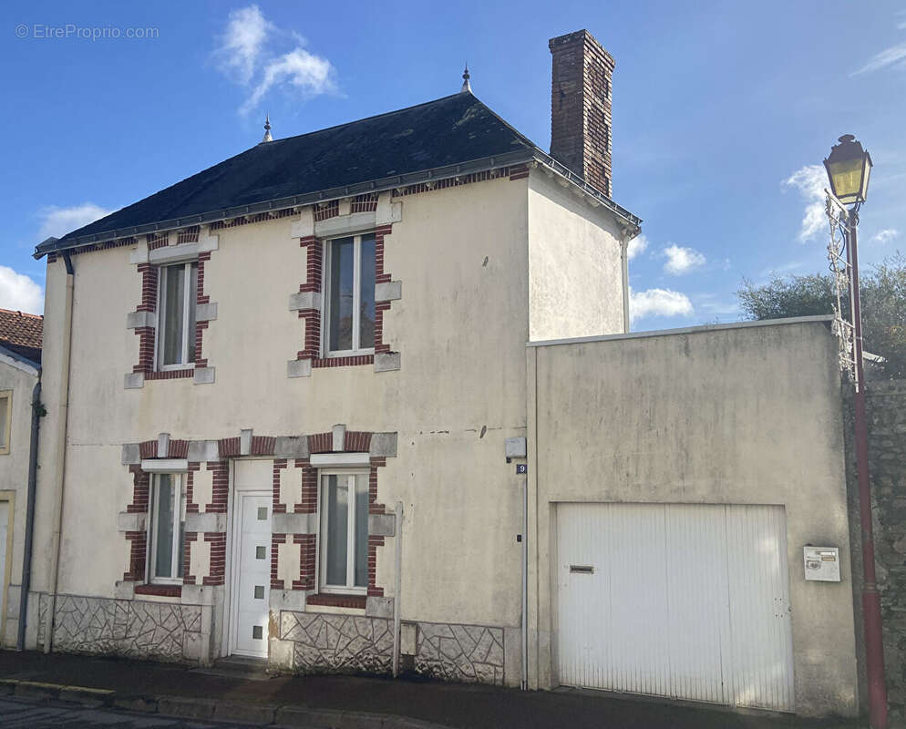 Maison à PORT-SAINT-PERE