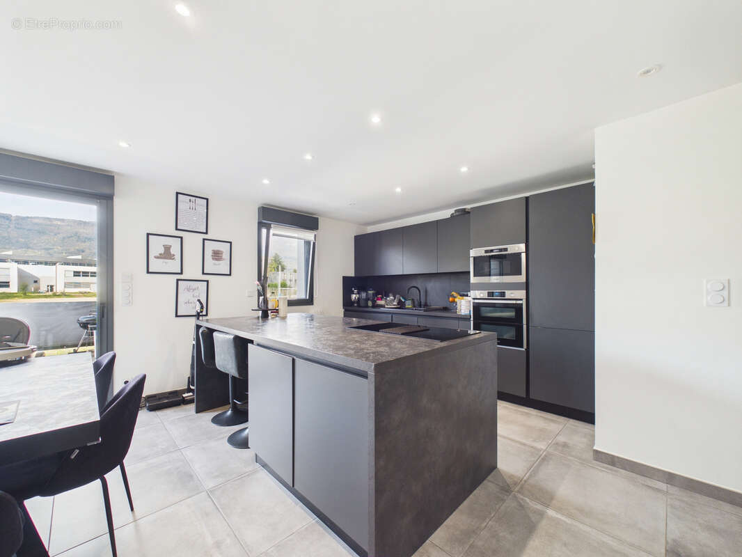 Appartement à LA MOTTE-SERVOLEX