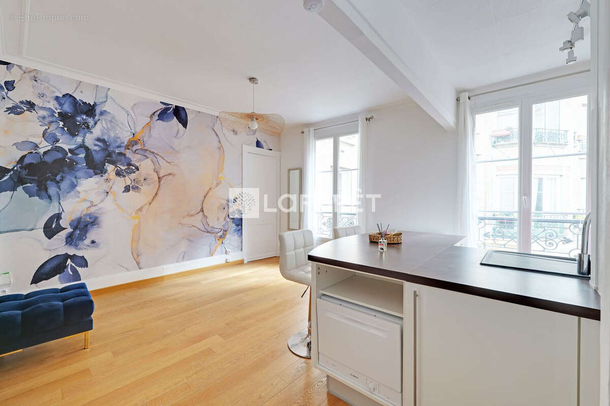 Appartement à PARIS-12E