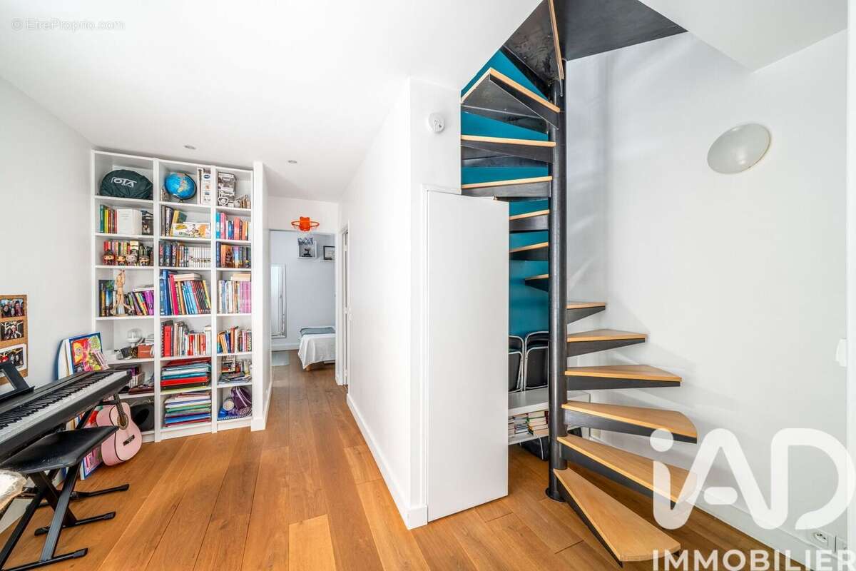 Photo 7 - Appartement à LA GARENNE-COLOMBES