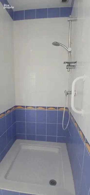 PLAIN PIED  122 m² et garage - Saint Sulpice De Royan 5 pièce(s) sur  679m² - photo 17