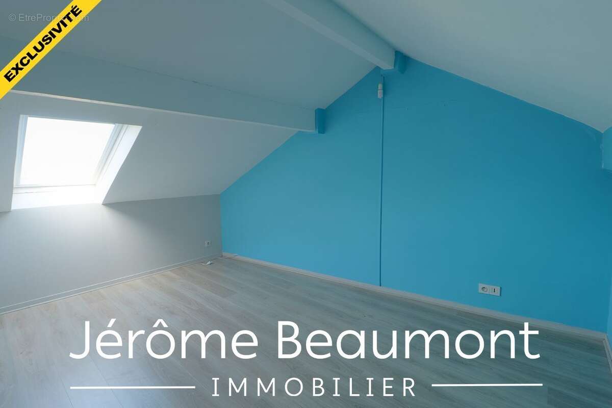 Appartement à EZANVILLE