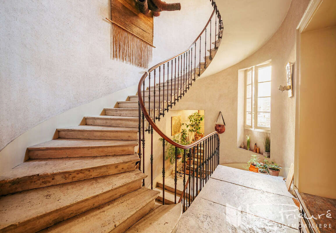Superbe hôtel particulier XVIIe à réinventer au coeur d'Albi - Secteur UNESCO - photo 6