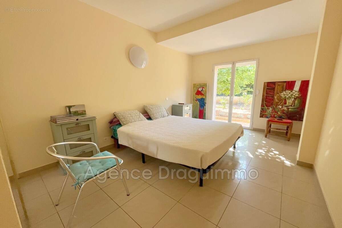 Maison à DRAGUIGNAN