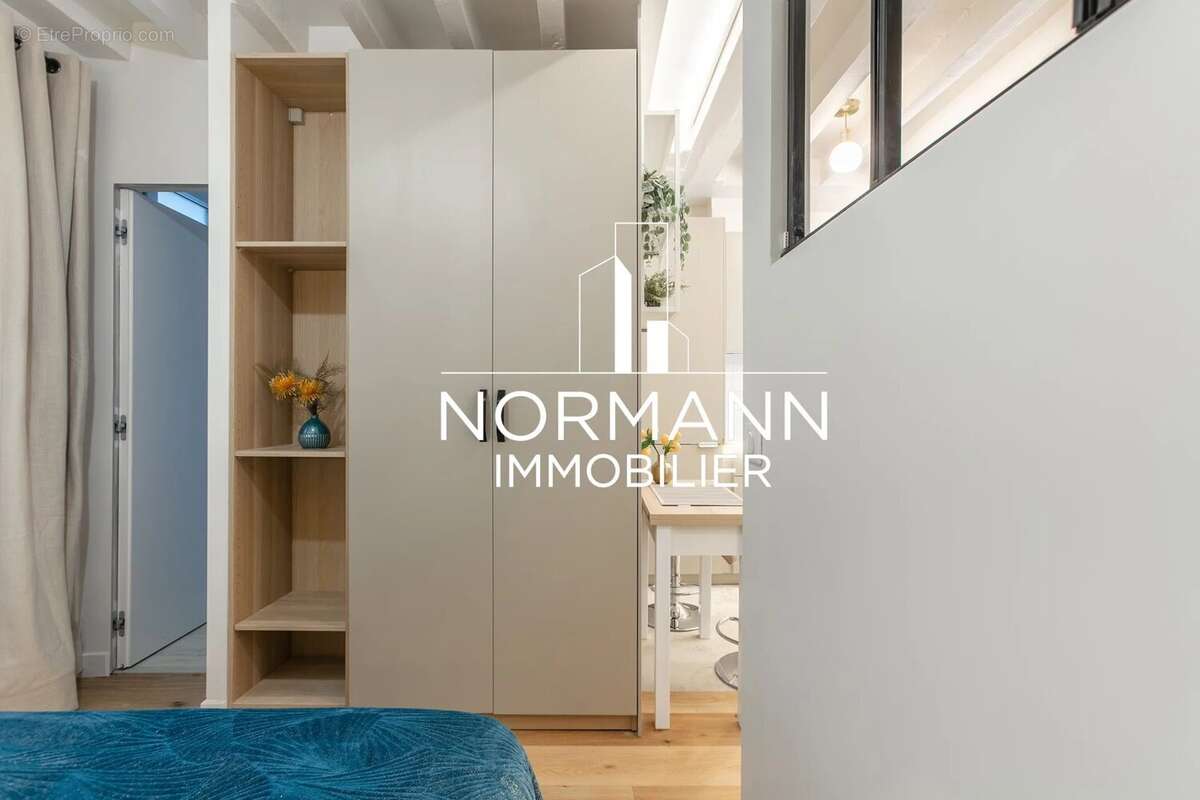 Appartement à PARIS-3E