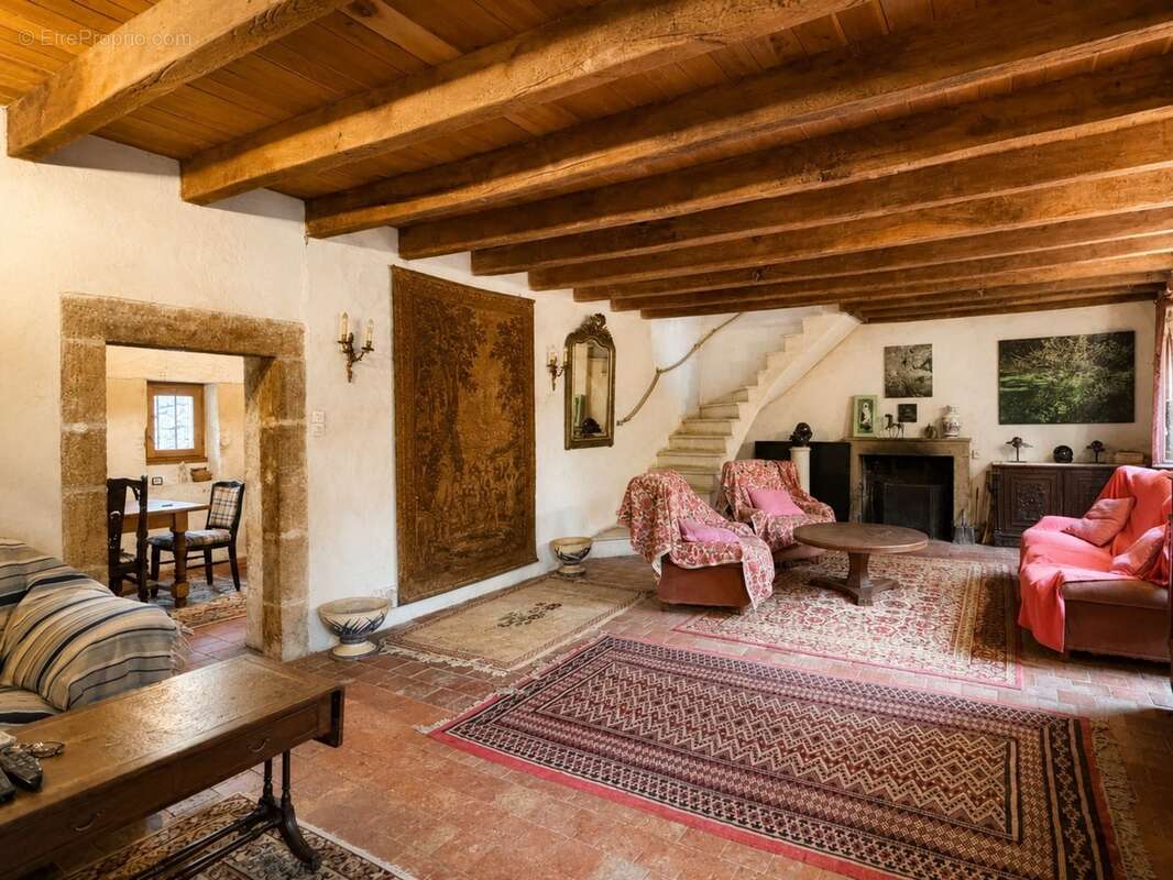 Propriété de charme, dépendances et 2 hectares de nature aux portes de la forêt de Tronçais - photo 18