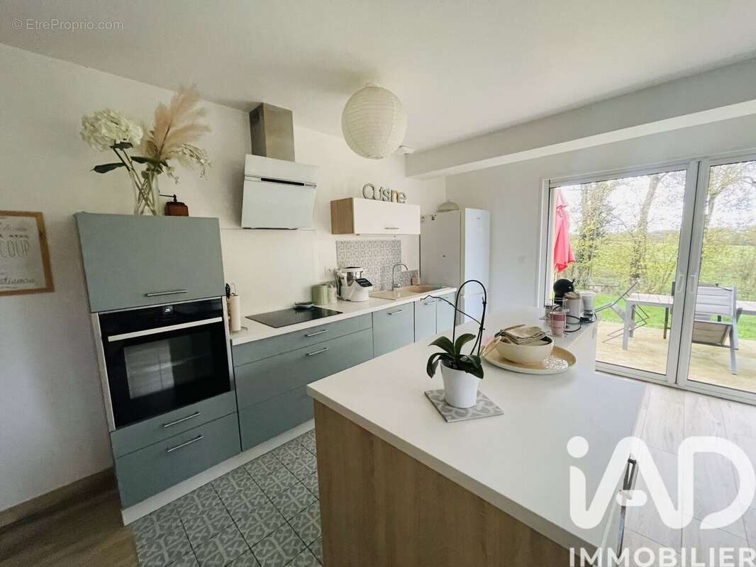 Photo 4 - Maison à NEUILLE-PONT-PIERRE