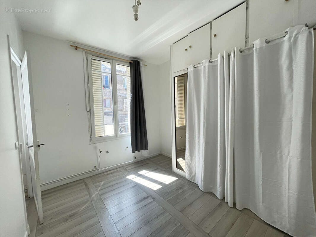 Appartement à CLICHY