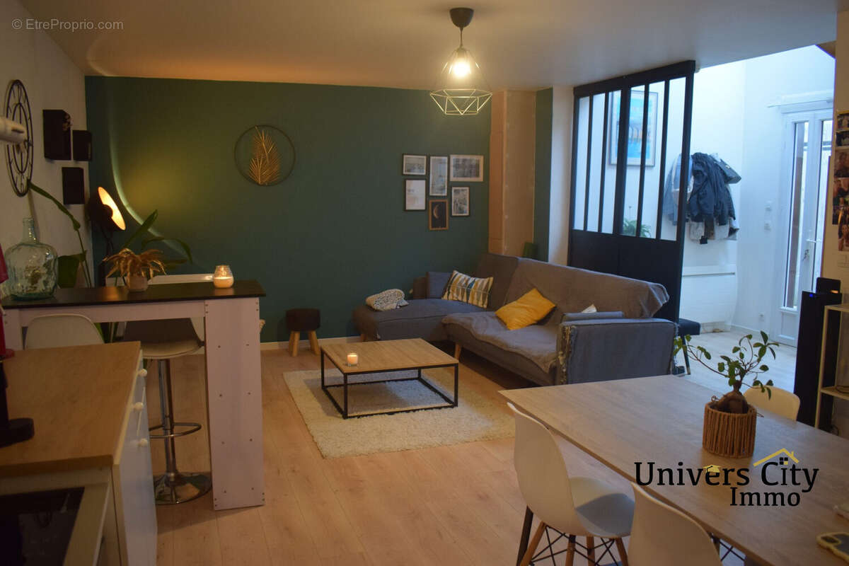 Maison à SAINT-JEAN-DE-BOISEAU