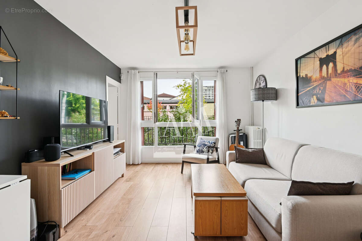 Appartement à NANTERRE