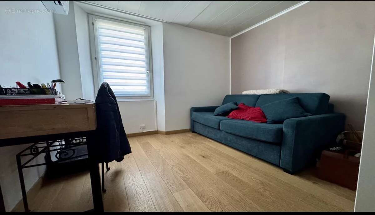 Appartement à LA LONDE-LES-MAURES