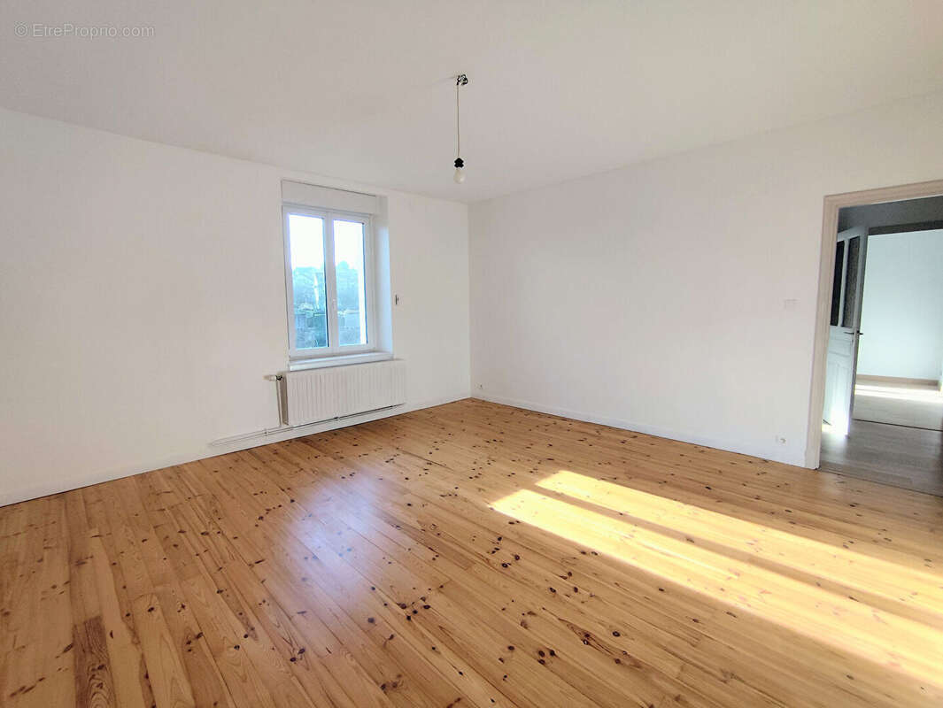 Appartement à BLAINVILLE-SUR-L'EAU
