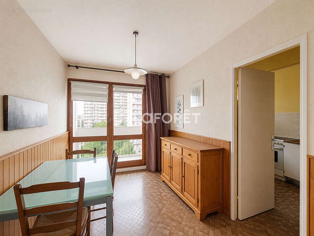 Appartement Rillieux La Pape 5 pièce(s) 111 m2 - photo 6