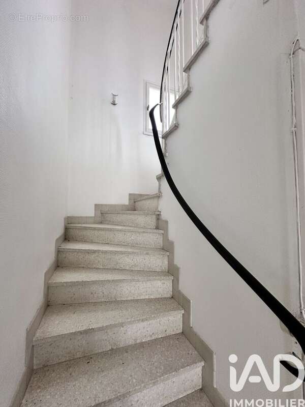 Photo 9 - Maison à VERINES