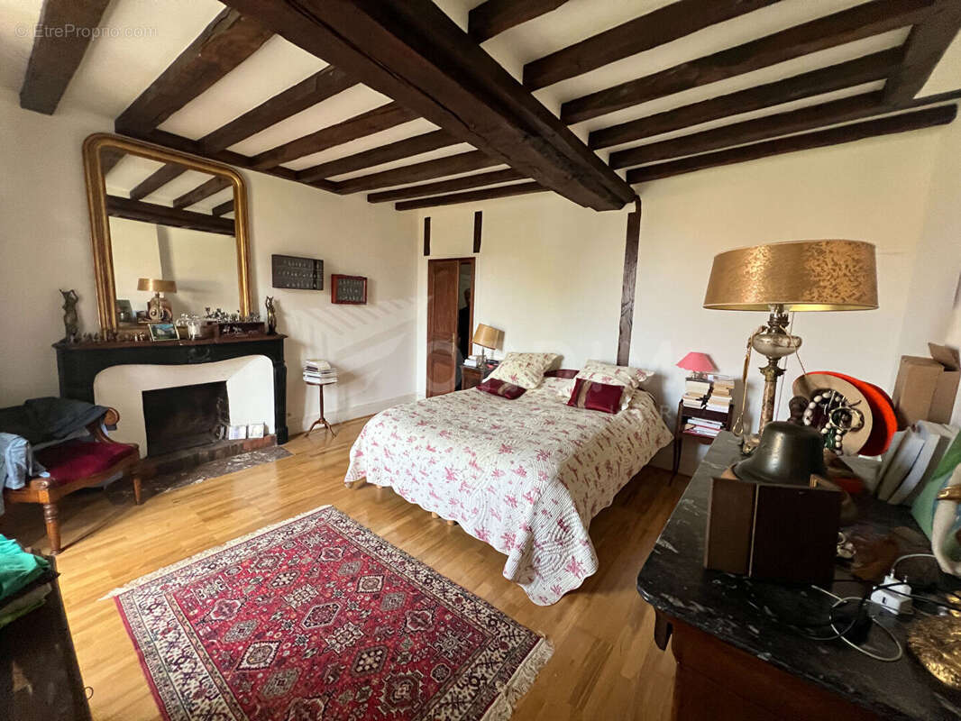 Maison à NOGENT-SUR-VERNISSON