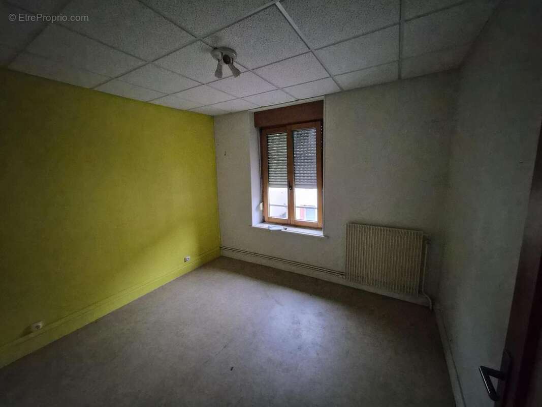 Maison à NOMENY