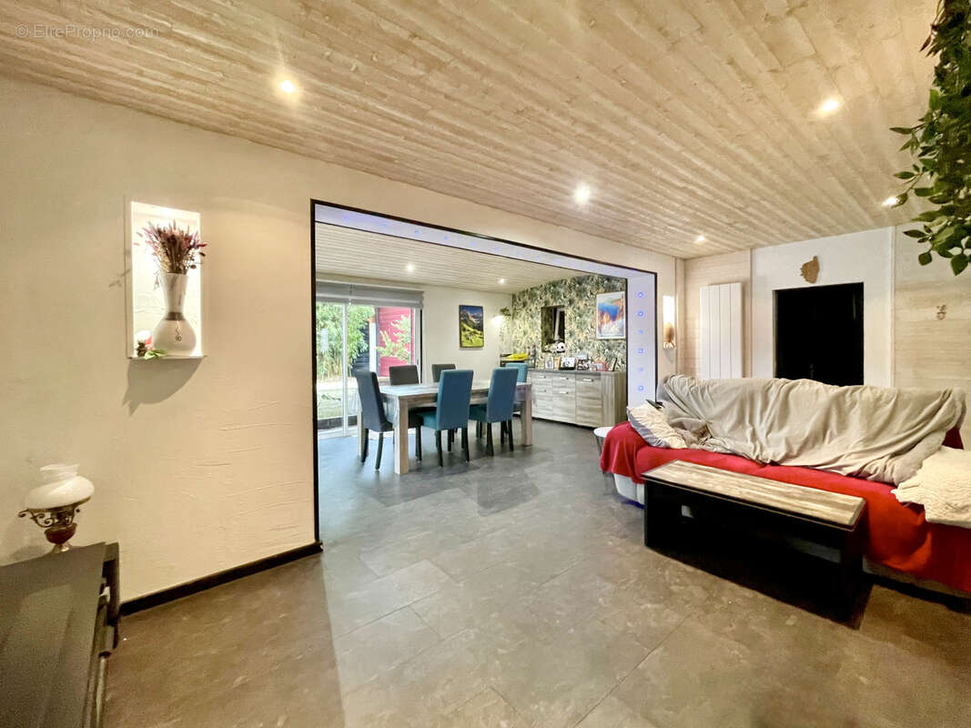Maison à LA MONTAGNE