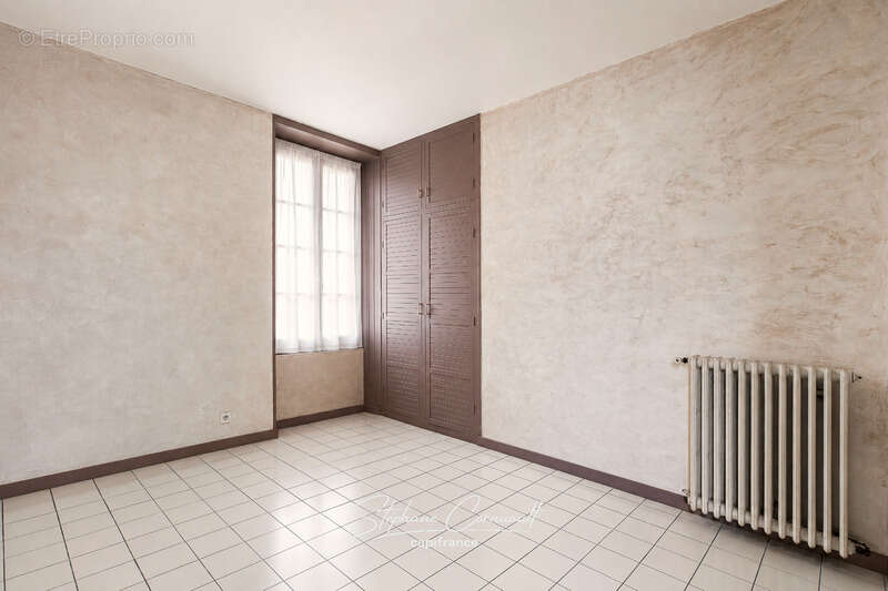 Maison à NEUVIC