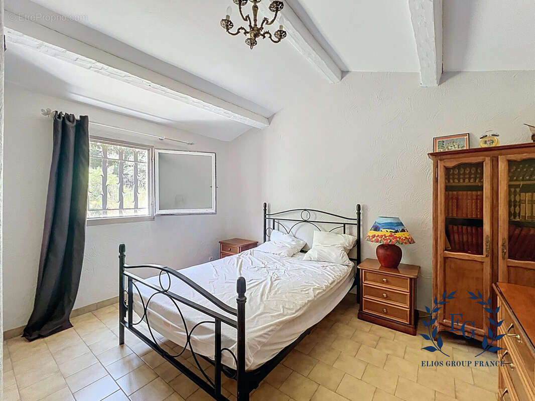 Maison à BESSE-SUR-ISSOLE