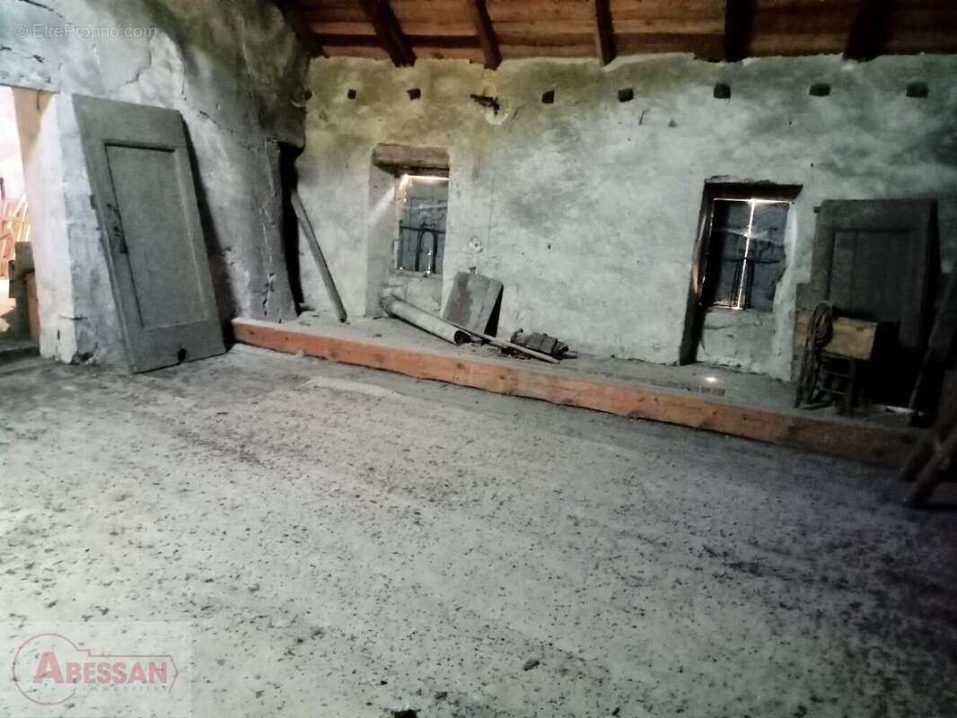 Maison à MEYRUEIS