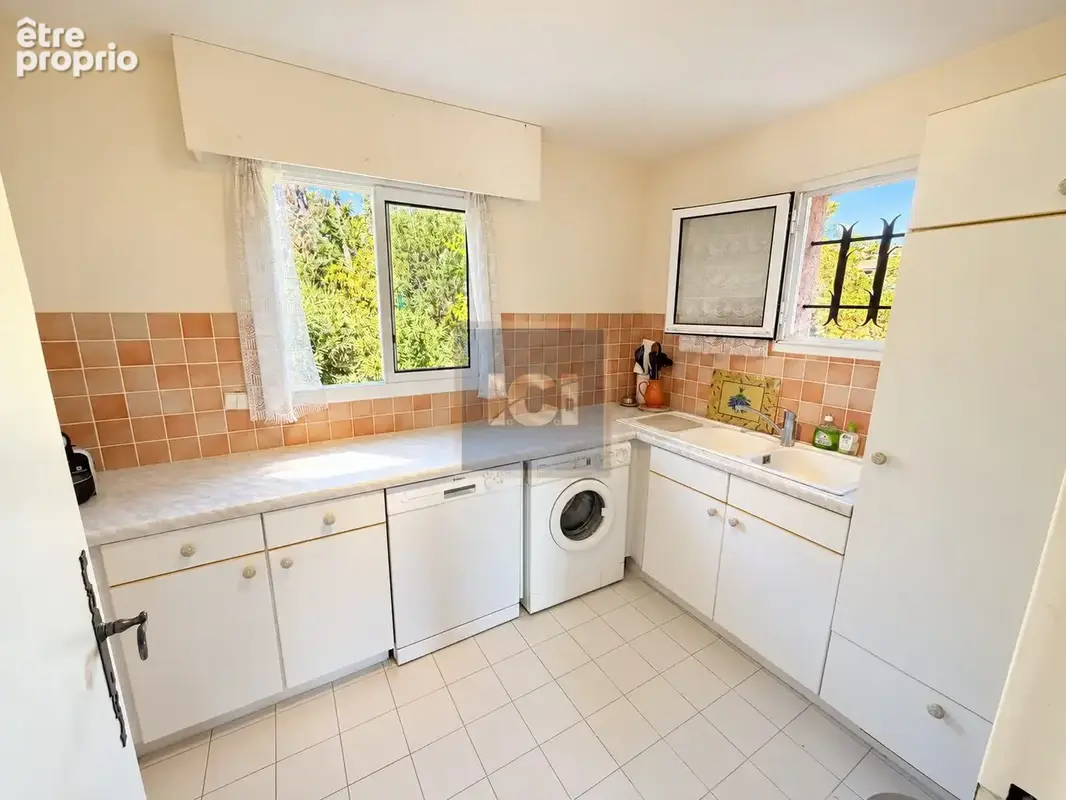 Appartement 4 pièces 87 m² à vendre à Sainte-Maxime (83120) - photo 8