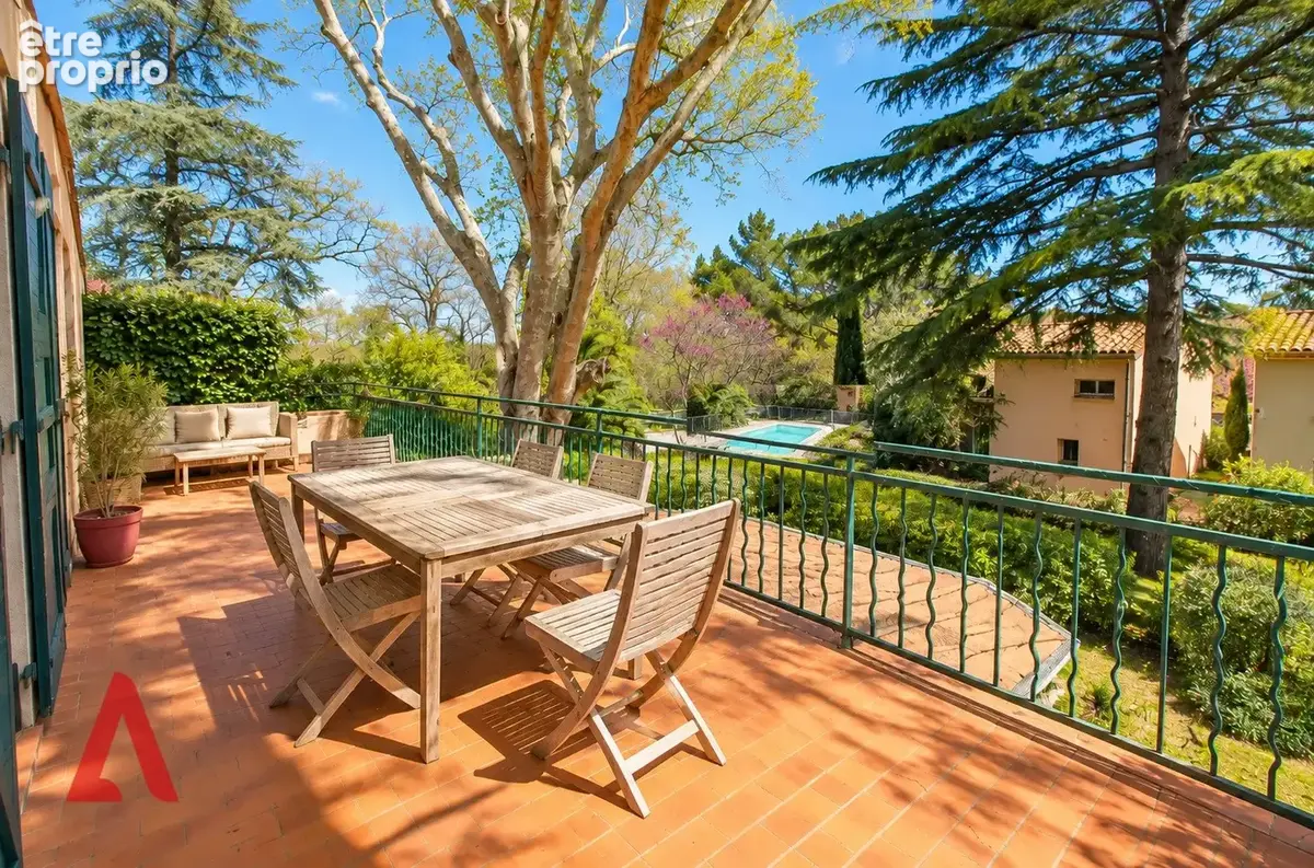 Charme méditerranéen dans un domaine viticole historique  Appartement 2 chambres  Grande terrasse  Parc privé, 2 piscines et 2 p - photo 3