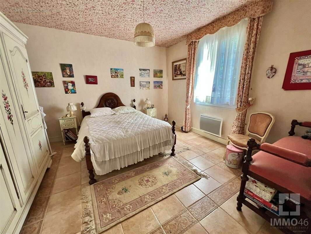 Maison 248 m² à Cahors  - photo 7