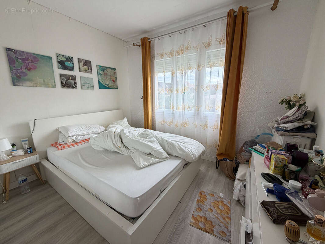 Appartement à LE BLANC-MESNIL