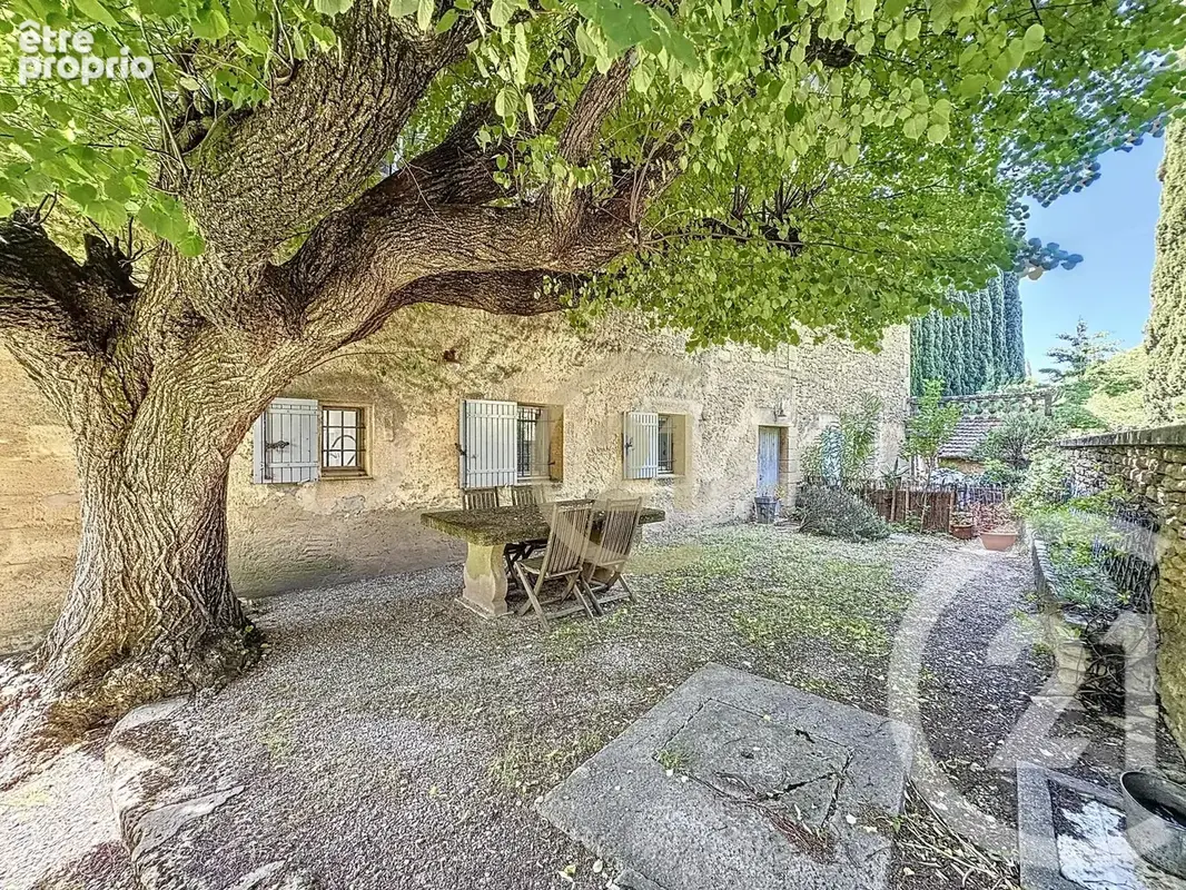 Maison 12 pièces 222 m² à vendre à Uzes (30700) - photo 3
