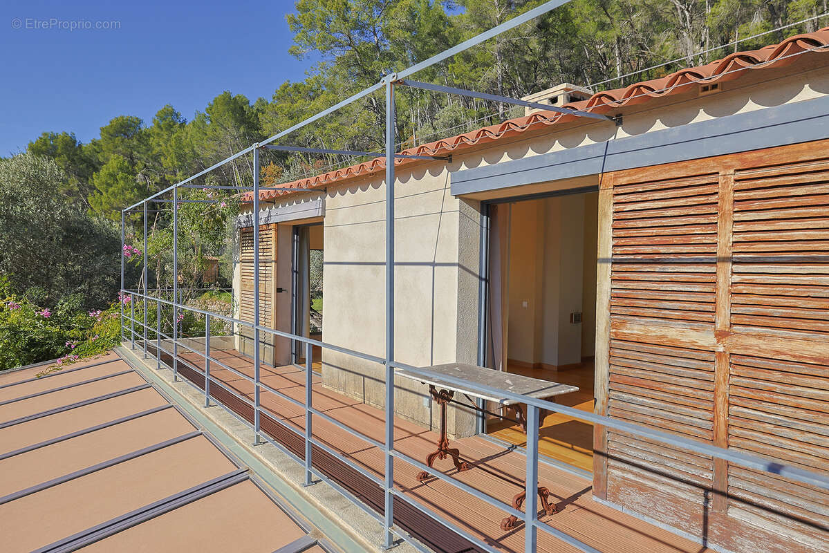 Maison à SOLLIES-PONT