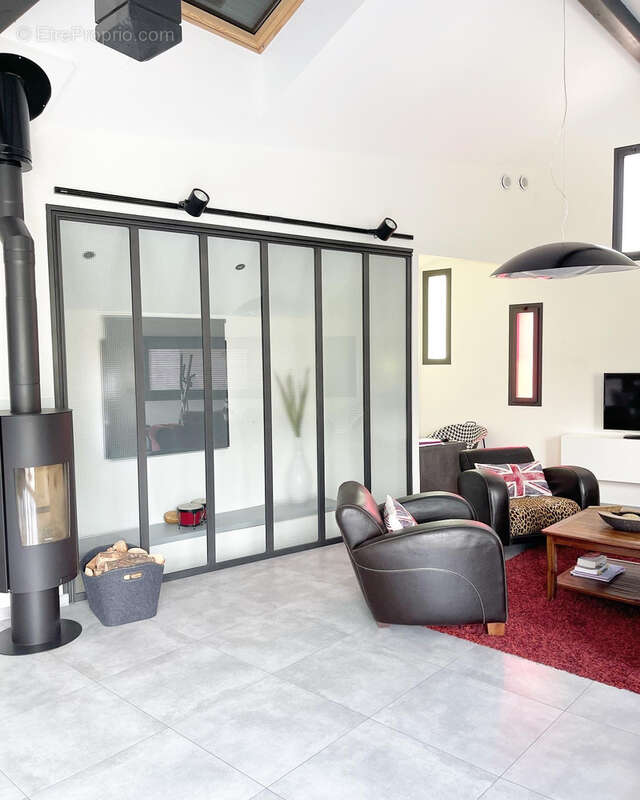 Maison à DIVONNE-LES-BAINS