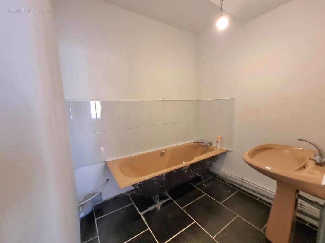 Maison à SAINT-MICHEL