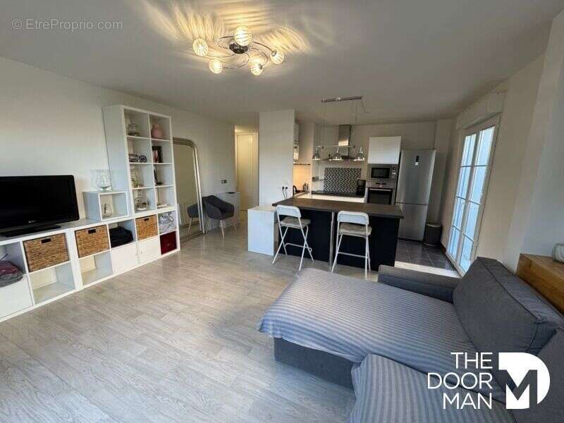 Appartement à LES ESSARTS-LE-ROI