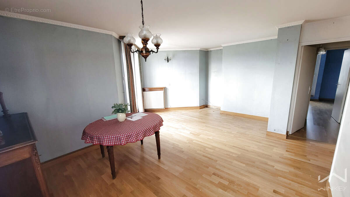 Appartement à IVRY-SUR-SEINE