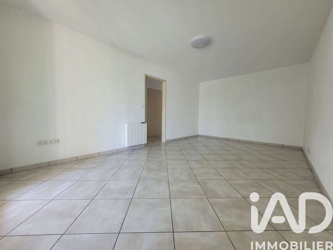 Photo 6 - Appartement à LA GARDE