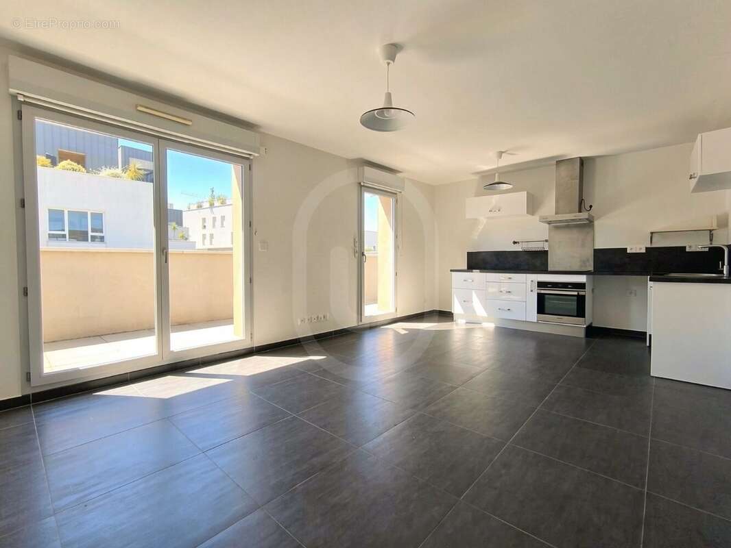 Port Marianne - T2 - Dernier étage - 28m² terrasse - photo 7