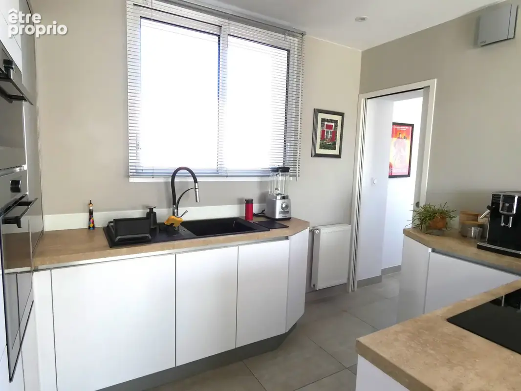 Appartement trés lumineux t3 ascenseur centre ville Alès - photo 9