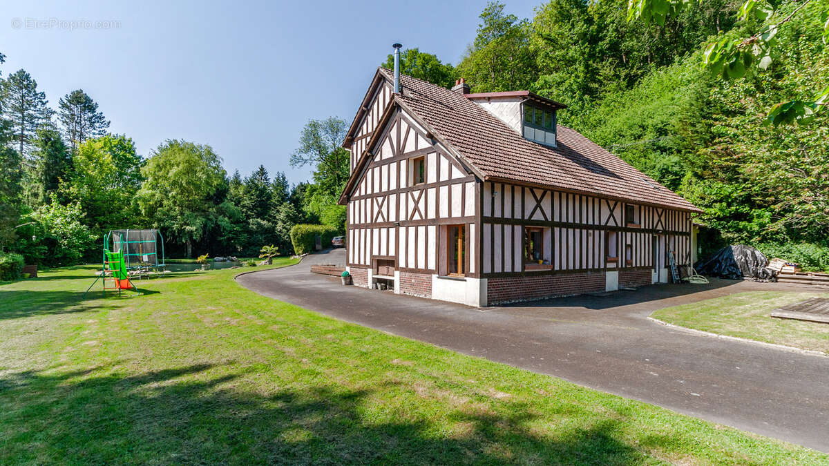 Maison à PAVILLY