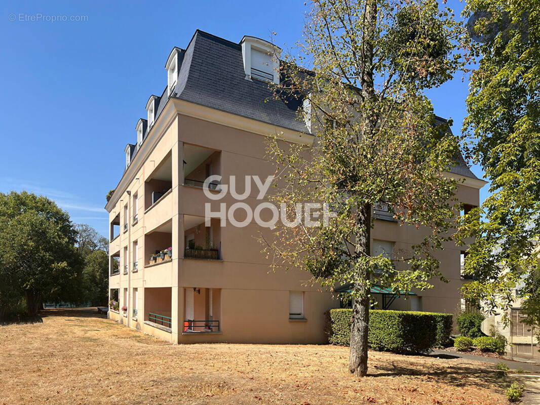 Appartement à DAMMARIE-LES-LYS