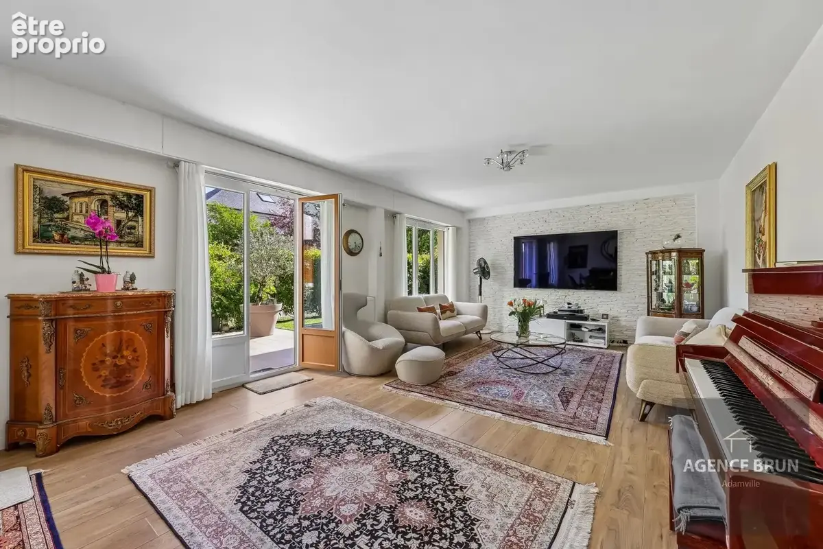 Appartement à SAINT-MAUR-DES-FOSSES