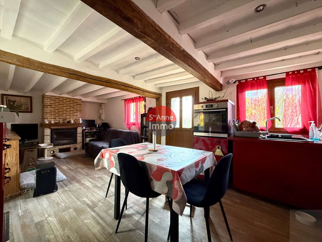 Maison à VRELY