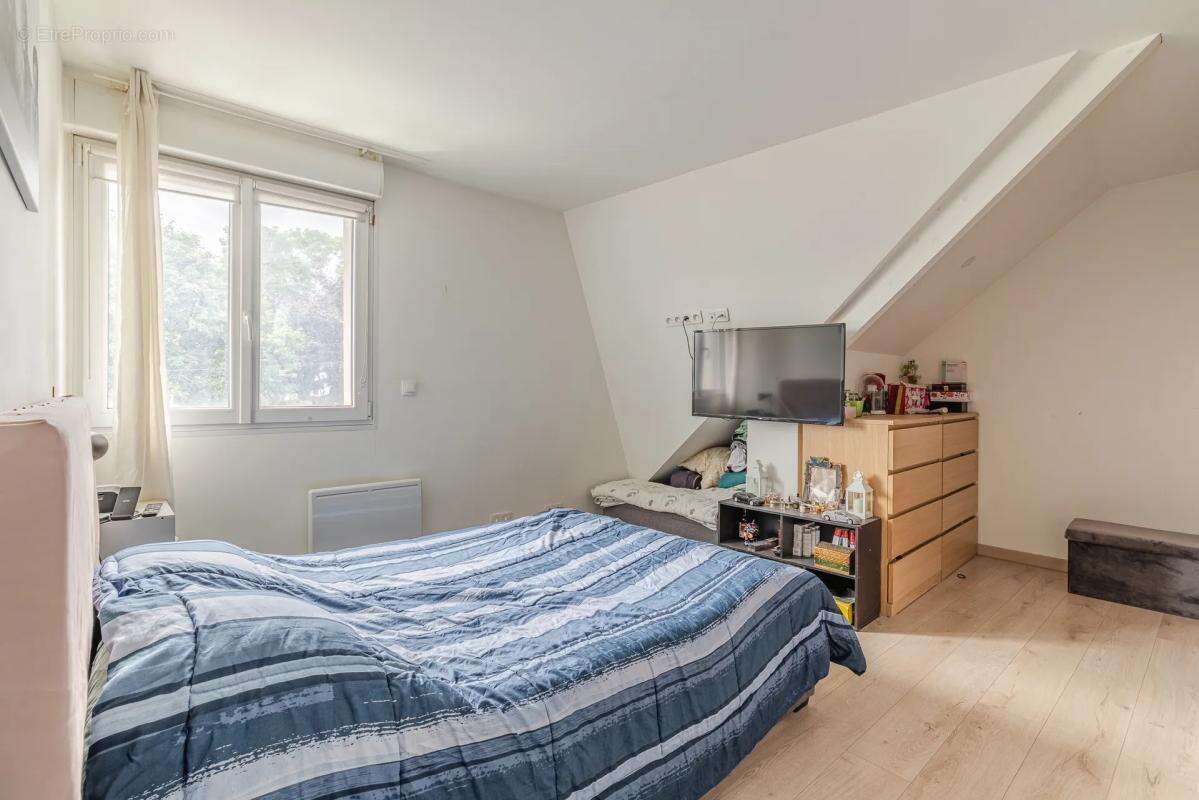 Maison à CHAMPIGNY-SUR-MARNE